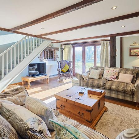Host & Stay - Tregaer Mill Barn Dingestow Extérieur photo